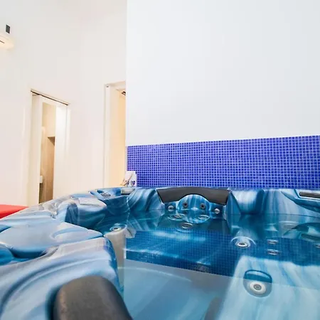 Sui Tetti Luxury بيت ضيافة